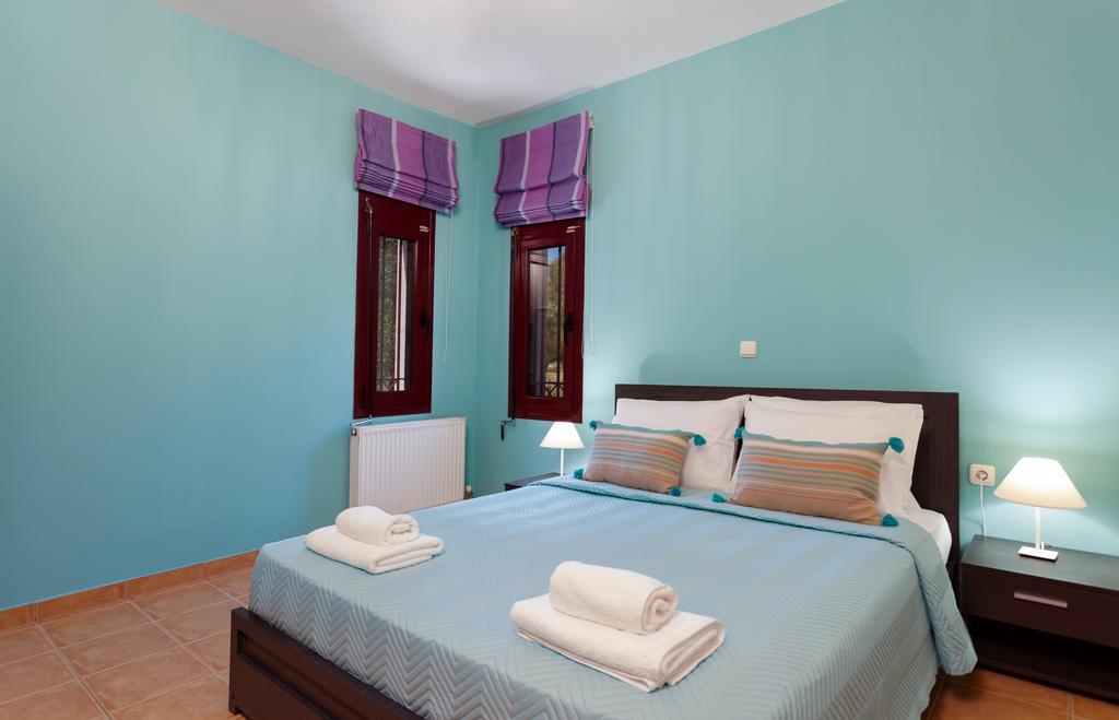Evalexia Villa - Luxury Villa With Private Pool Near Laganas Perfect For Groups By Villa Mana Gers Kalamaki  Ngoại thất bức ảnh